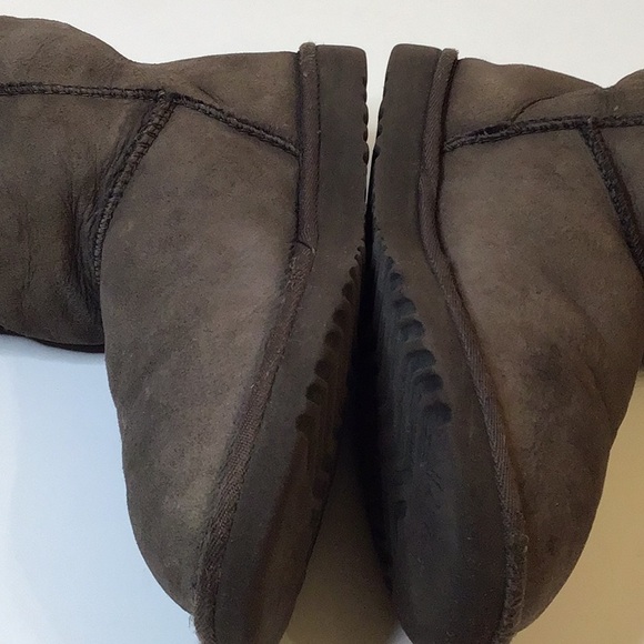 UGG CLASSIC BROWN SHORT WINTER BOOTS W8 - Picture 6 of 12